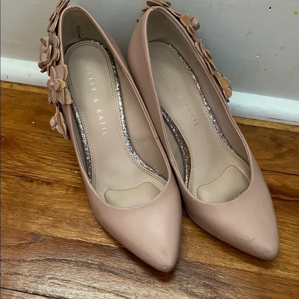 Kelly & Katie Women's Pink Floral Heels - Picture 2 of 7